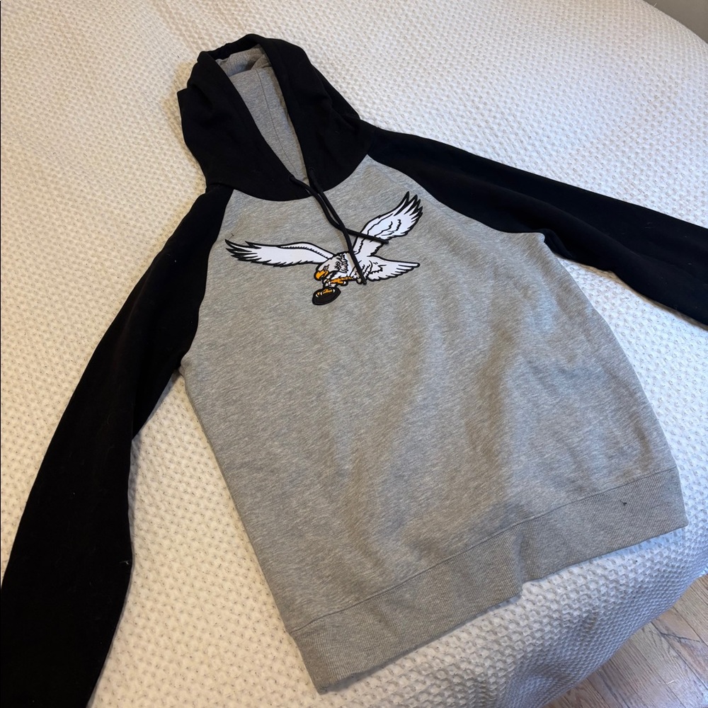 Philadelphia Eagles Women’s Hoodie